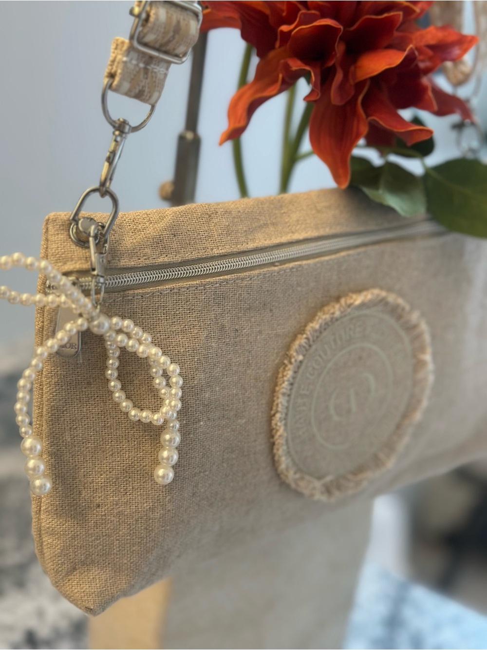 Dior Beige Beauty/Cosmetic Bag GWP NWOT plz read description - Picture 2 of 5